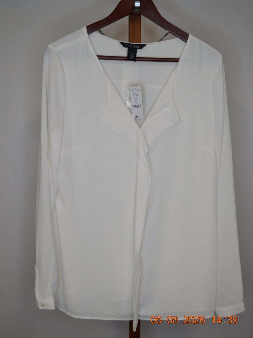 White House Black Market Women’s Size 12 White Ruffle Blouse Abby Style NWT